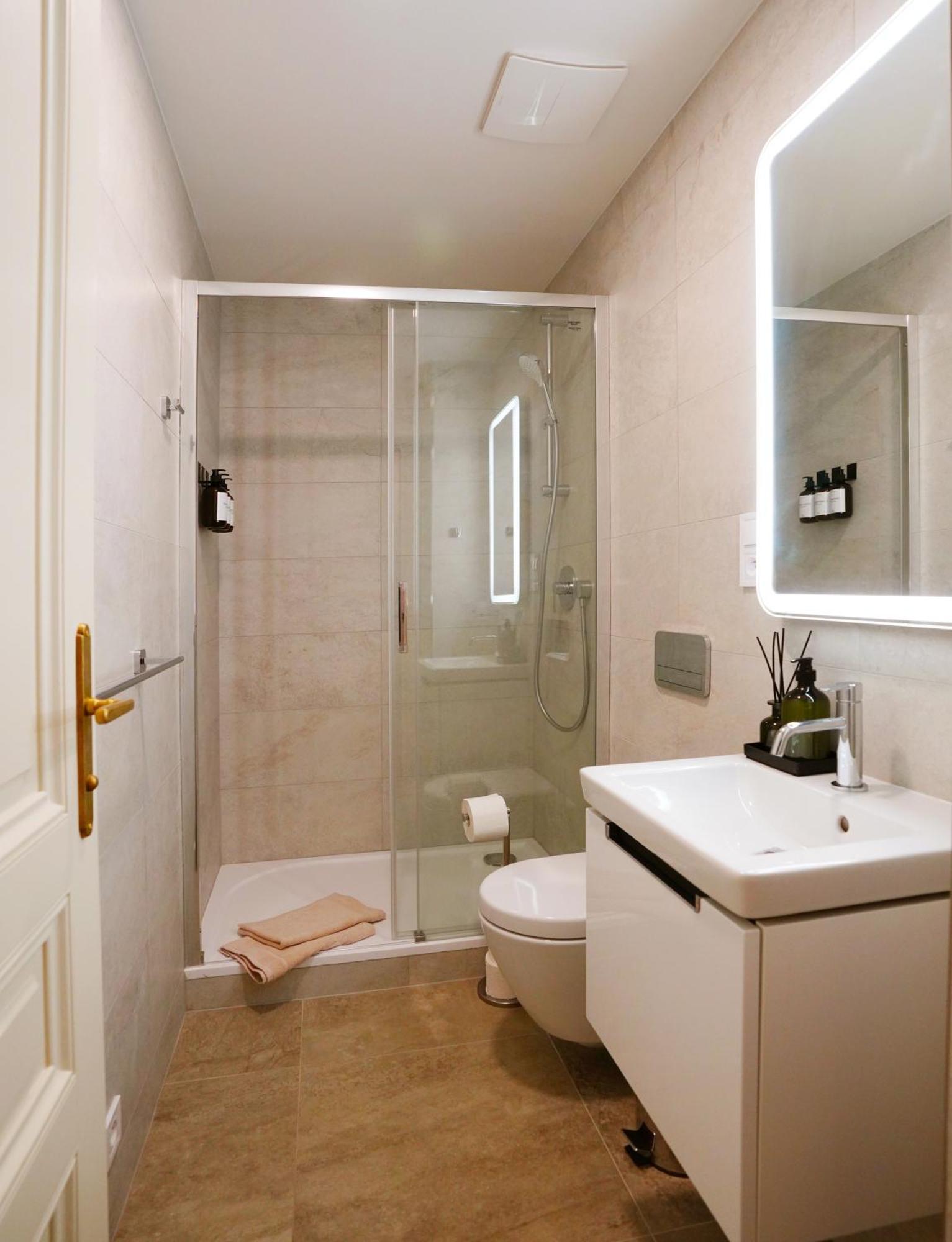 Luxemi Apartments I City Center Premium Studio Prague Room photo